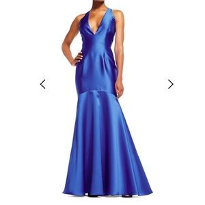 Adrianna Papell Mermaid Gown w/ Sheer Lace Back ✨